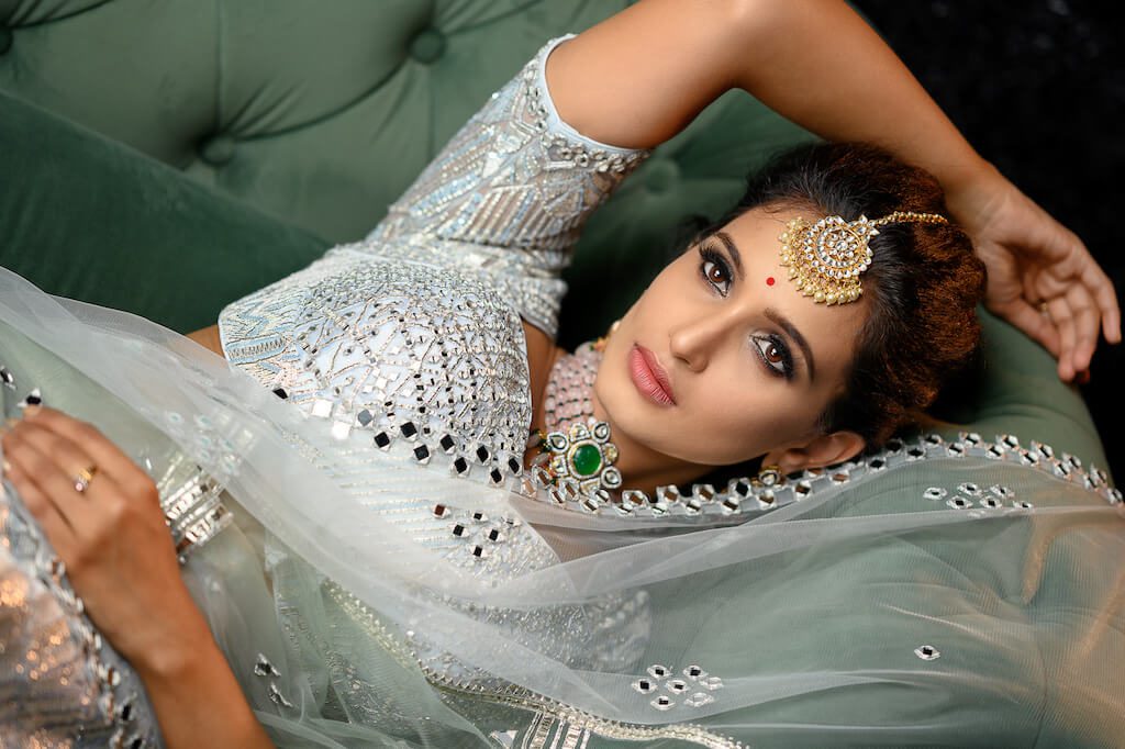 Kavyashree Kannada Television TV actress for Samyakk Clothing and Jewellery Jelwelry Photoshoot and Video